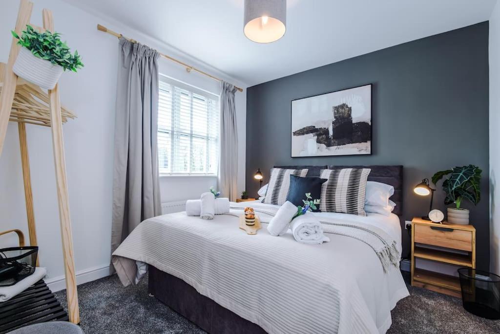 New! Stylish 1-Bed Flat In Crewe By 53 Degrees Property - Ideal For Business & Professionals - Sleeps 3! Εξωτερικό φωτογραφία